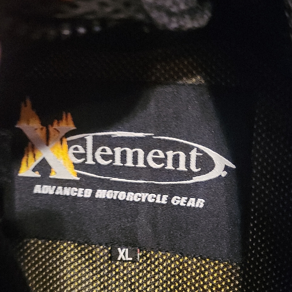 Element Black and Gray Performance Jacket NWT - image 2